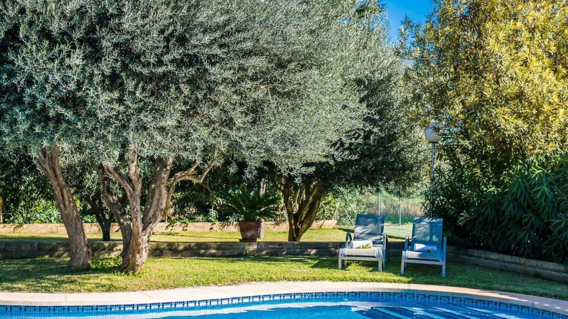 펜션 Rural Finca For 8 Guests Búger